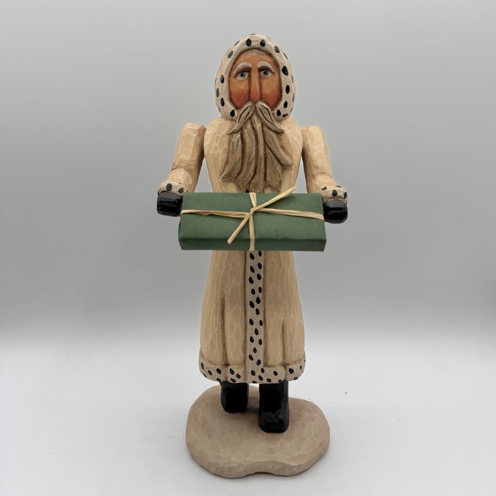 Lori Miller Whispering‎ Pines Santa Claus Gift Giver Figurine Folk Art Christmas